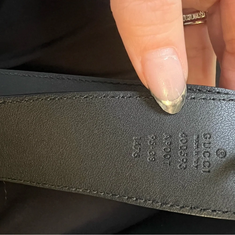 Gucci Double G Buckle Black Leather Belt - Picture 3 of 7